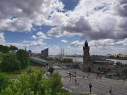 Blick auf Elbphilharmonie Hamburg